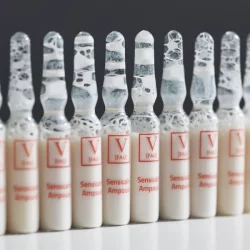 Fau Sensicalm Ampoule, 2 мл - Заспокійливий ампульний концентрат для чутливої шкіри