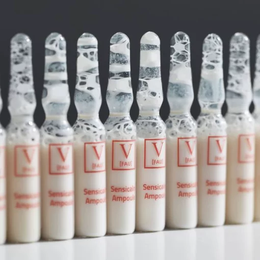 Fau Sensicalm Ampoule, 2 мл - Заспокійливий ампульний концентрат для чутливої шкіри